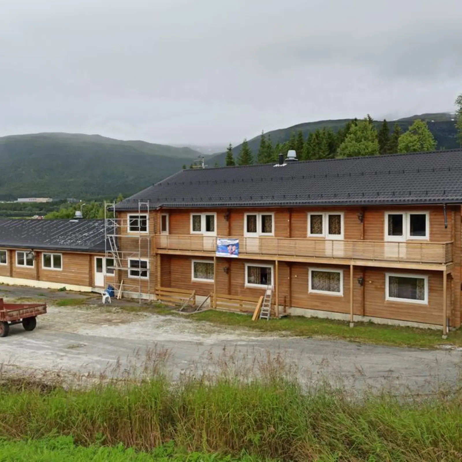 Fagernes Vertshus før — hele bygget